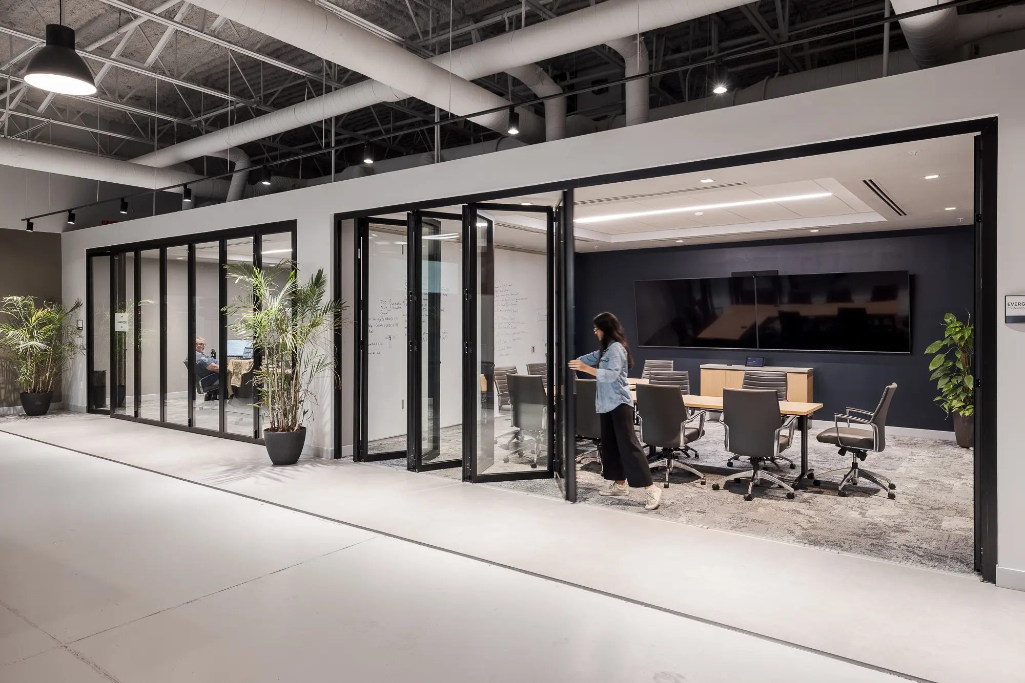 Turner – Modern Office Interior Design for Collaborative Workspaces