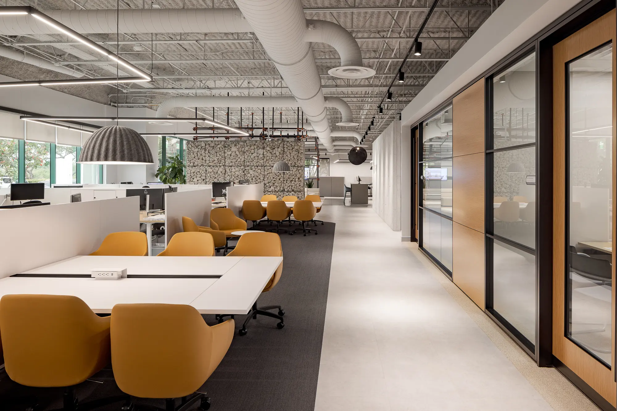 Turner – Modern Office Interior Design for Collaborative Workspaces