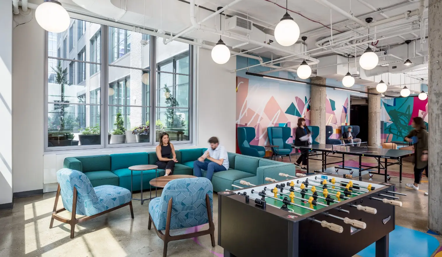 Amazon Office Design – Dynamic, Flexible Corporate Workspace